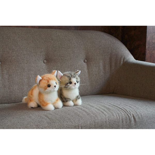 Graceful Cat (Made in Japan) Kneading Munchikan Gold Standing Plush Toy, Total Length 8.3 inches (21 cm) Sale - Image 2
